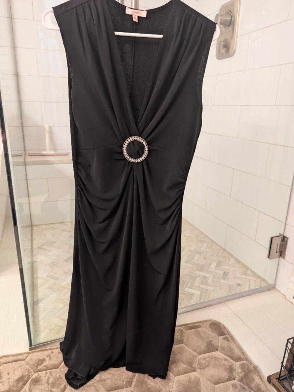 Medium Small Dresses - Picture 2 of 11